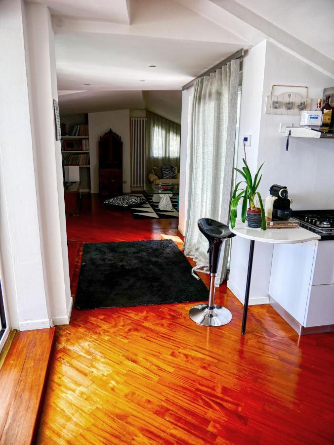 Ferienwohnung Attico 96 Pesaro Exterior foto